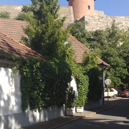 Minaret アパート